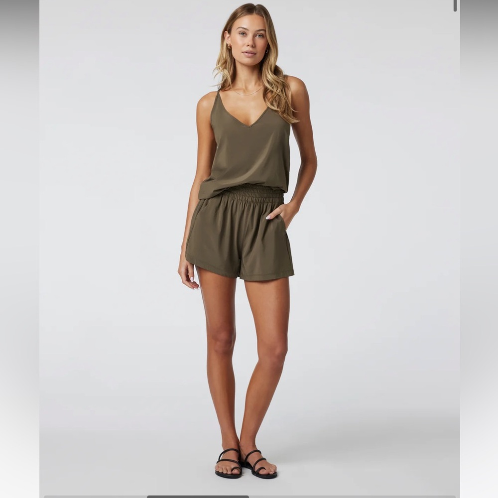 Vuori Villa Shorts Dark Oregano, X-Small